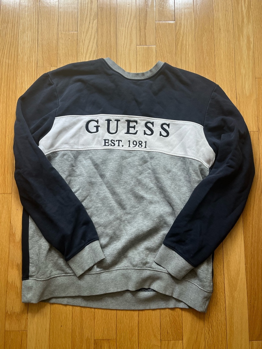 Guess Men's Colorblock Crewneck Sweatshirt - Navy, Light Gray & Gray